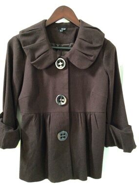 Beautiful Brown feminine wool blazer, new, never worn Size S